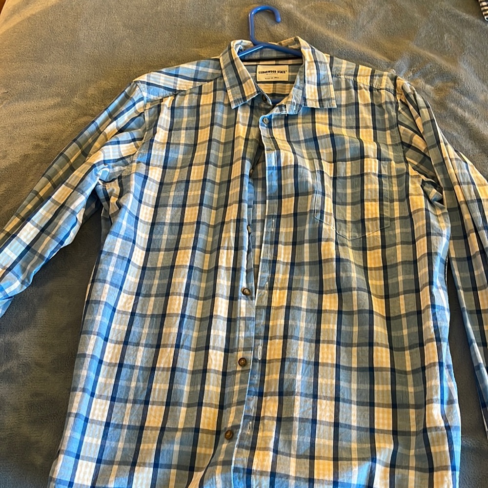 Men’s XL blue & yellow checkered dress shirt -cedar wood state